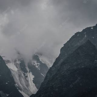 Rainy mountains wallpaper