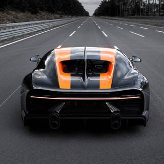 Orange Bugatti Chiron Pur Sport wallpaper