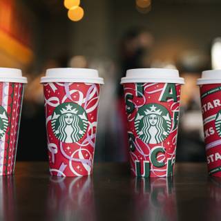 Starbucks 4k wallpaper