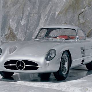 Mercedes 300 wallpaper