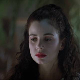 Mia Kirshner wallpaper