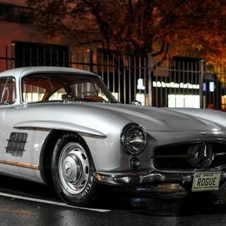 Mercedes 300 wallpaper