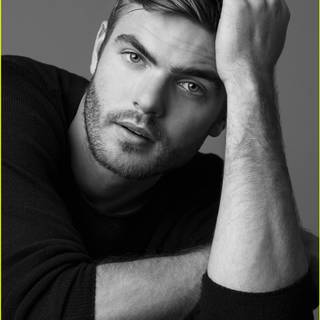 Alex Roe wallpaper