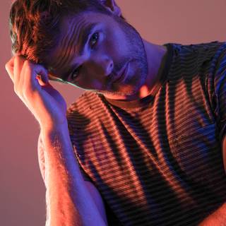Alex Roe wallpaper