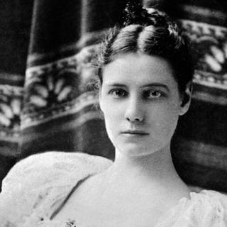 Nellie Bly wallpaper