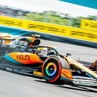 F1 Miami 2023 wallpaper