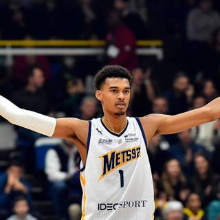 Victor Wembanyama wallpaper