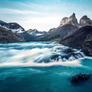 Unrealistic wallpaper