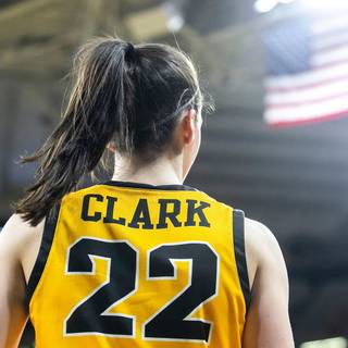 Caitlin Clark wallpaper
