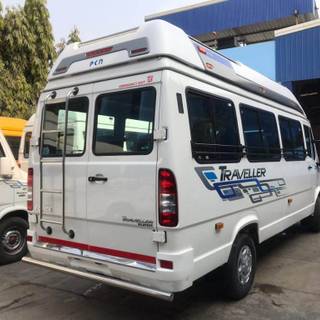 Tempo Traveller wallpaper