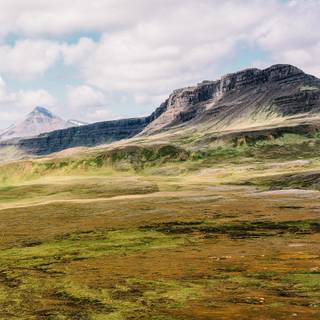 Mountainside wallpaper