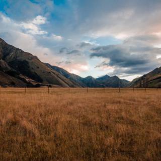 Mountainside wallpaper