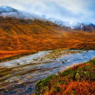 Mountainside wallpaper