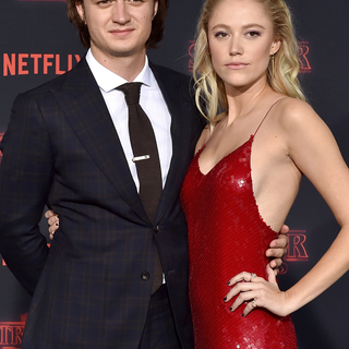 Steve and Nancy wallpaper