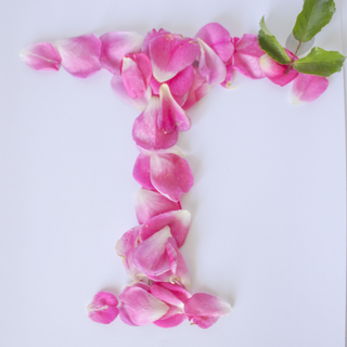 Cute letter T wallpaper