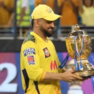 Ms Dhoni trophy wallpaper