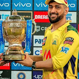 Ms Dhoni trophy wallpaper