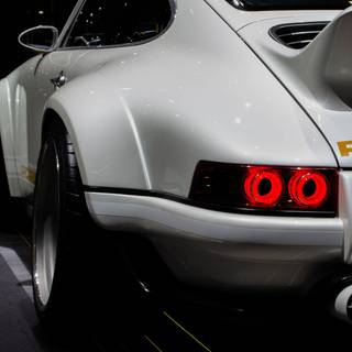 Porsche 911 Turbo iPhone wallpaper