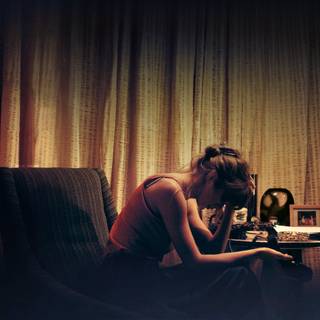 Taylor Swift Midnight desktop wallpaper