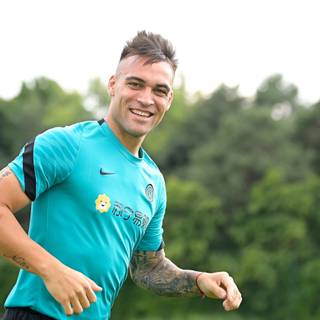 Lautaro Martinez 2023 wallpaper
