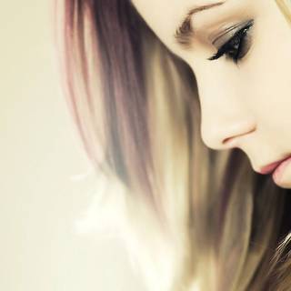 Straight face wallpaper