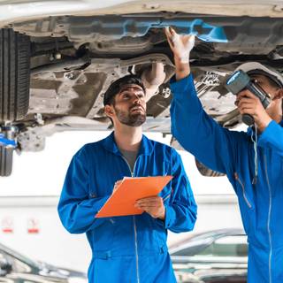 Auto repair wallpaper