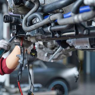 Auto repair wallpaper