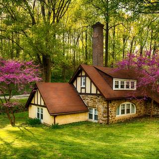 Farm house springtime wallpaper