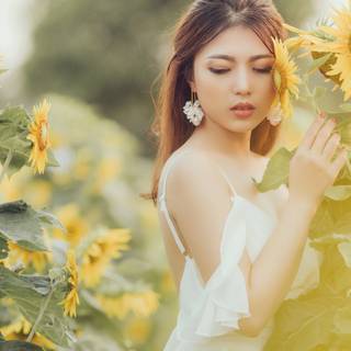 Summer portrait 4k wallpaper