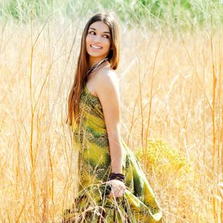 Summer portrait 4k wallpaper