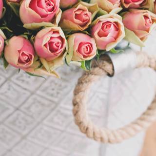 Spring basket wallpaper