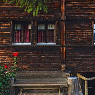 Cabin summer wallpaper