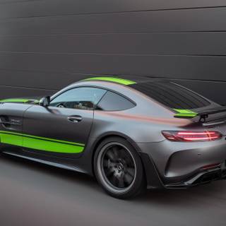 Mercedes-AMG GT R Pro wallpaper
