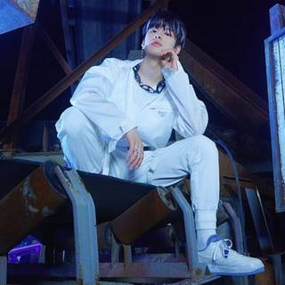 Lee Know PC wallpaper