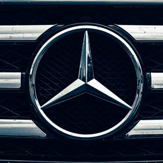 Mercedes symbol wallpaper