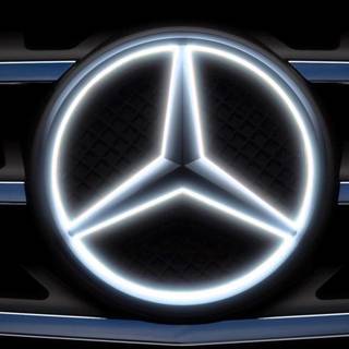 Mercedes symbol wallpaper