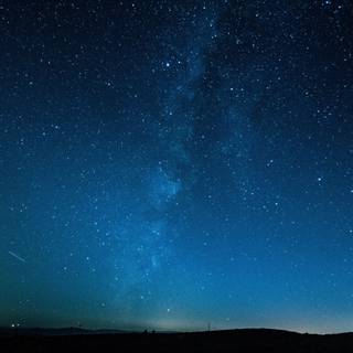 Beautiful night sky 4k wallpaper