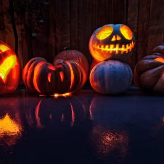 Halloween portrait wallpaper