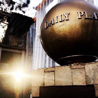 Daily Planet wallpaper