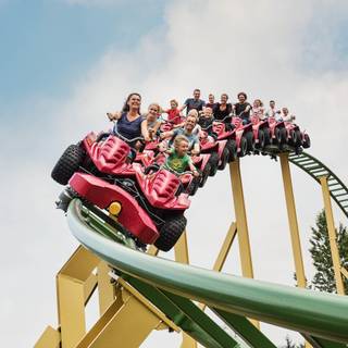 Summer people wallpaper