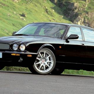 Jaguar XJR wallpaper