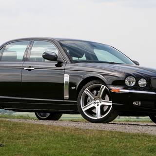 Jaguar XJR wallpaper