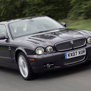 Jaguar XJR wallpaper
