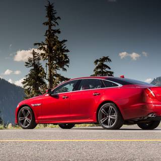 Jaguar XJR wallpaper