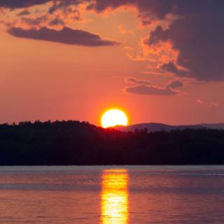 Lake sunset wallpaper