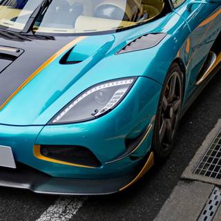 4K car iPhone wallpaper