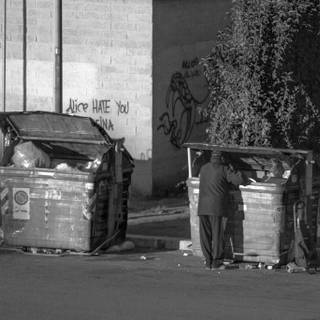 Recycle bin wallpaper