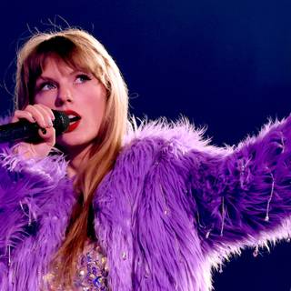 The Eras Tour desktop wallpaper