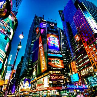 Times Square 4k wallpaper