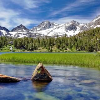 Spring mountain lake wallpaper